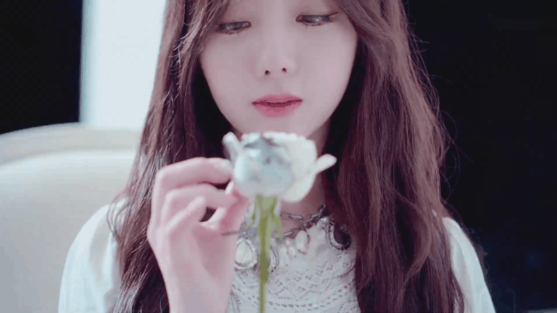 치명적인 꽃케이.gif