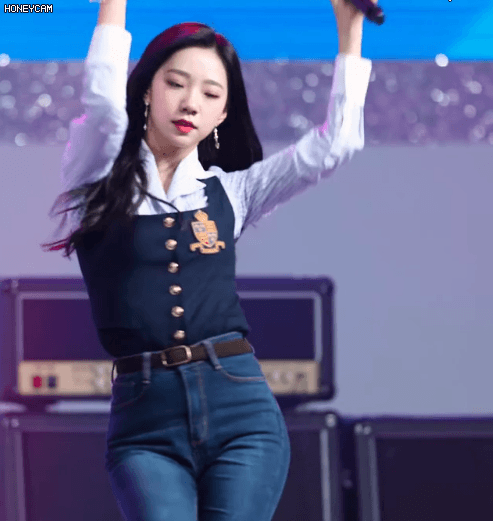 aaaa1.gif