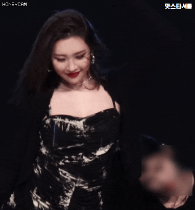 착하고 아름다운 선미2.gif