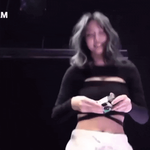 giphy.gif