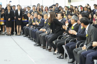 990219716_xRsy5dSZ_9e709ed816323fe5e77365c55e61e552ae9e43ad.gif