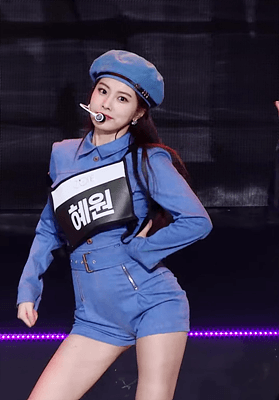 990219716_BJu4mGFL_b032f7efab2548ac2e5d408ad34b0986141ae28b.gif