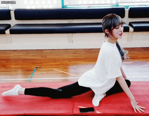 3554575589_xnfwkmWu_d7ddcebf33169a6d57310d0c70f5f947e8807db9.gif