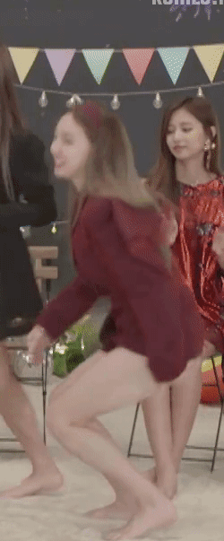 2080728795_hg5xerqM_924419202afeb2534ad10e655e25d045580cc712.gif