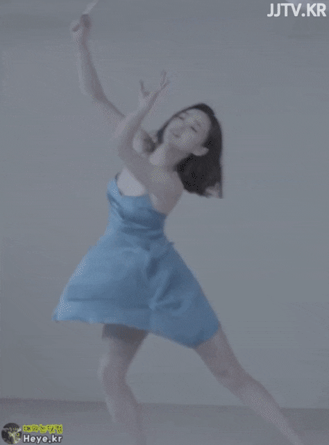 990219716_Kt2JFYDn_6d4bbb60de4ef2e8c2615d91ad39b717f24641e8.gif
