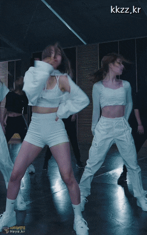 990219716_QNdGKJ7t_6ec9baea393b91560f99be14c64d7780b29c0e6a.gif