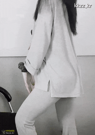 990219716_pFIVCSgR_652addd82924f93887bbac6c029e01738c9c6f0b.gif