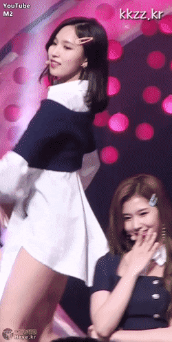 990219716_2qt6vlN9_586a6e045f9ce35554f3479188237e126bef586d.gif