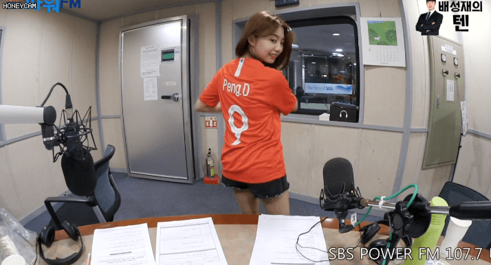 3068537103_W63AeE8S_381fce54a13f2caf136b244400ead67975b71ab2.gif