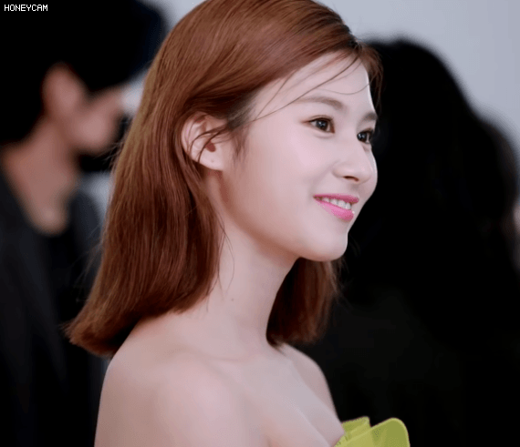 990219716_OYZEumMP_597aece995263e7b61ddb124f19b1a7a7e8f03e9.gif