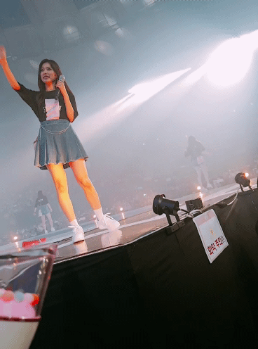 833598031_GMN2pnuS_5ad91e195274b143dbb43d927e37e7447650b761.gif