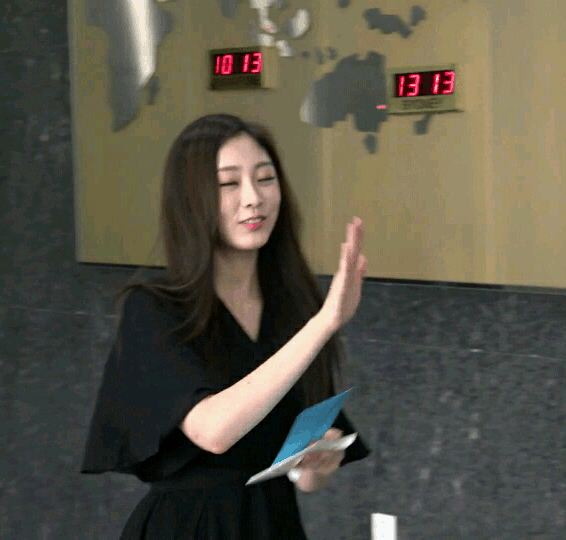 990219716_djMaNg1R_f0f97a9b277dc61853648825832deacabbbdf3e1.gif