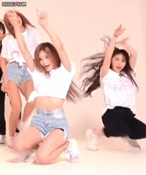 9e3ad948b5f82b576a5d207878c1856e_1621343420_95.gif