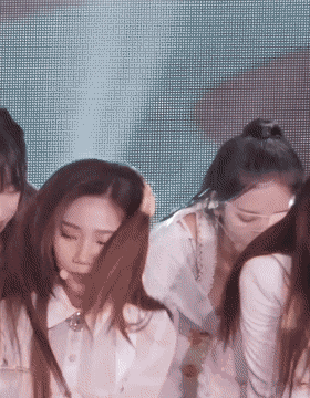 1822619198_vxC61jVS_13436676d2f3b3bfb1346021ed2d4ac44743691b.gif