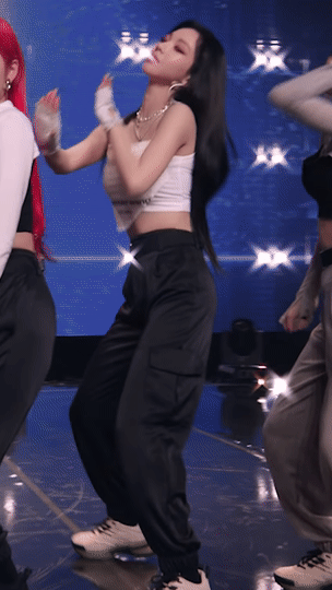 693d929f9ba81f3366edd60f9b3d00db_1622262716_2695.gif