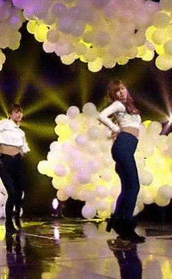 스키니 청바지가 잘 어울리는 오하영