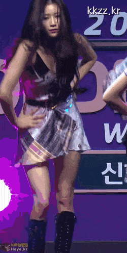 2890211630_FrEnJjo2_519541c400b81017d377daaf8774439399922b94.gif