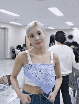 2890211927_GrsNuyfY_de1d908cb5797c70959d8dc02cf5c8a7fa506fe9.gif