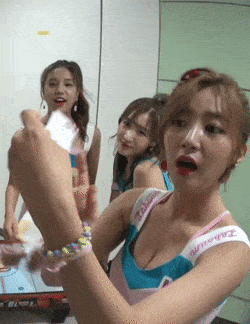 2890212320_JZI6rHhE_bd419a2cdfd3f9e486641c320baa264cf825ed79.gif