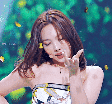 2890212192_wWgQ6kyY_73d46de8d5849ce2b63ec7af2b10731af2792f24.gif