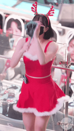 1b0bfbbaac827997c5dfc5b7c8e376e1_1639805944_67.gif