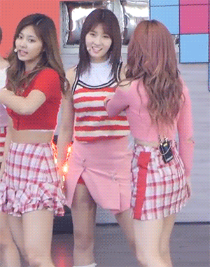 26e404fafbdc9c856e9c91cd0fb79a00_1640746271_0345.gif