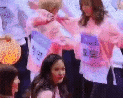 591664a1e2d5caee57314c8224e64b39_1640746274_9669.gif