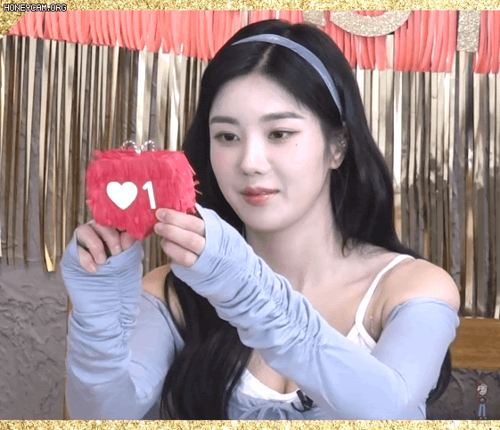 9d492d4e92d1e0b6eace9664c551d4ae_1644402720_919.gif