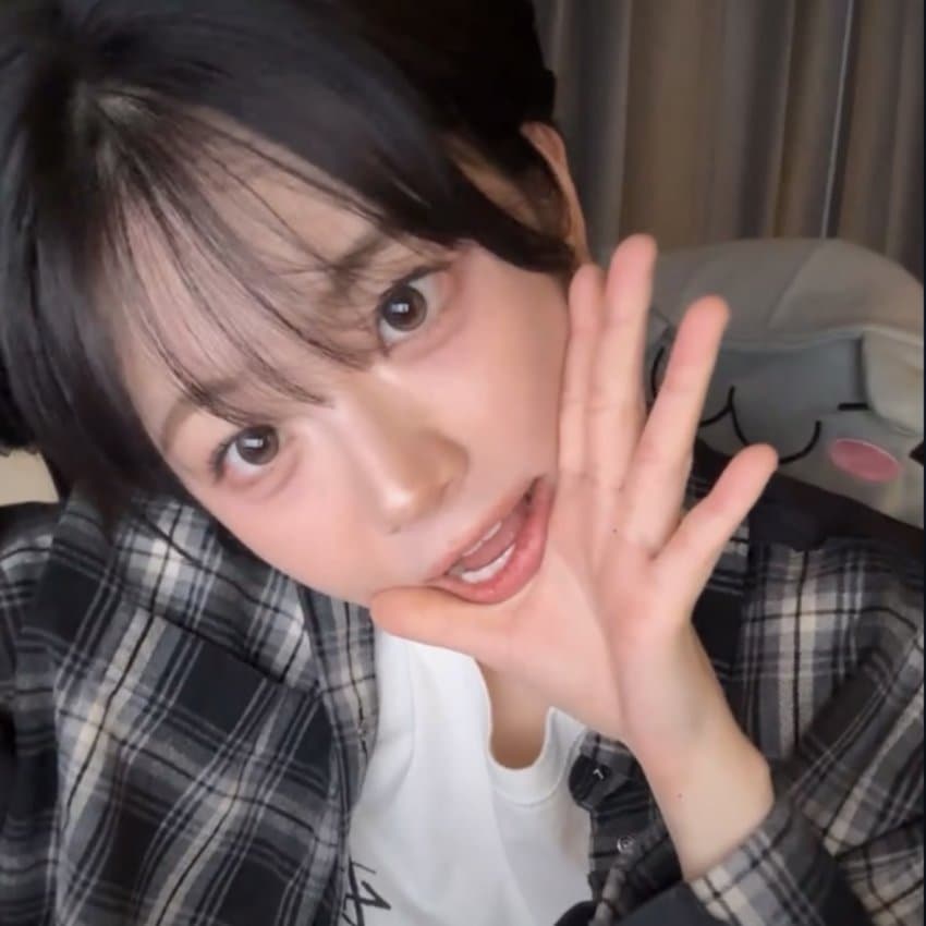 1757512669 (4).jpg QWER 쵸단 라이브 움짤