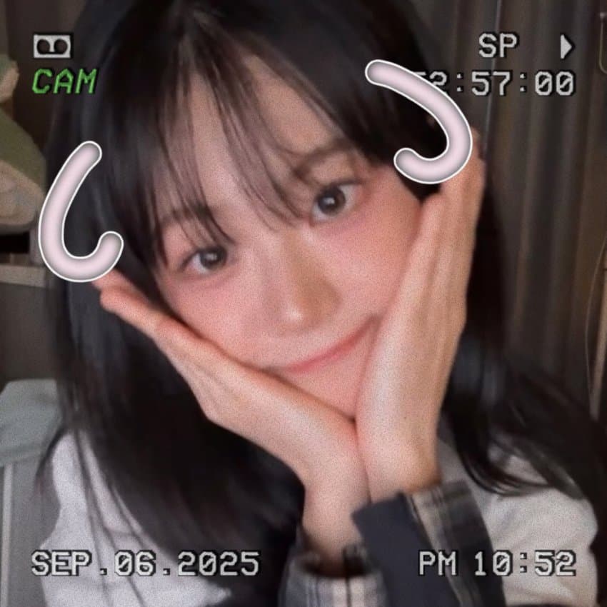 1757512671 (1).jpg QWER 쵸단 라이브 움짤