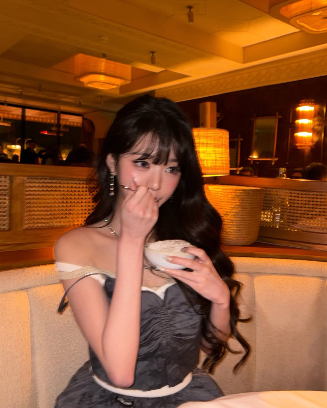 560645658_18077445872587664_7833662575486659941_n.jpg 오늘자 아이브 장원영 인스타