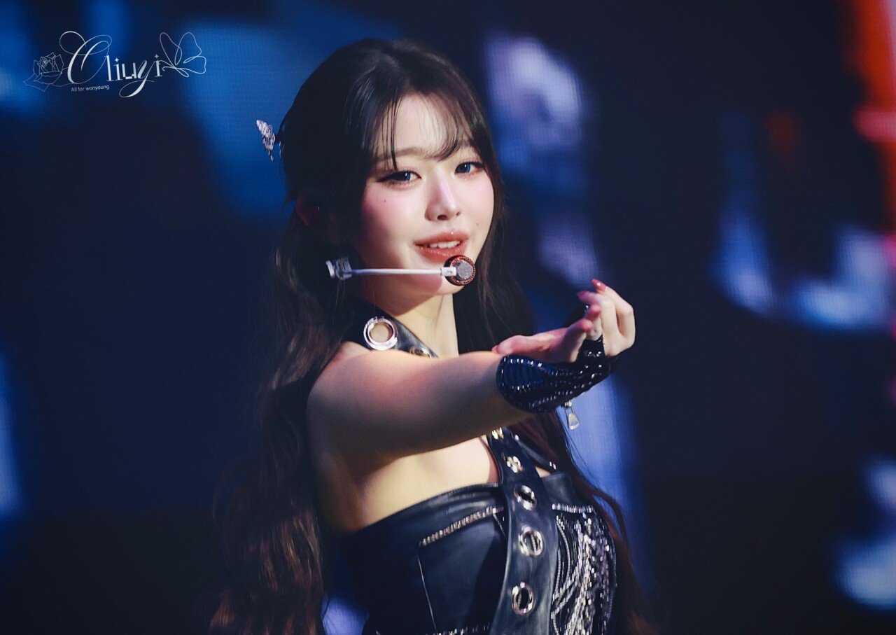 1.jpg 오늘자 아이브 월드투어 서울콘 장원영 고화질짤