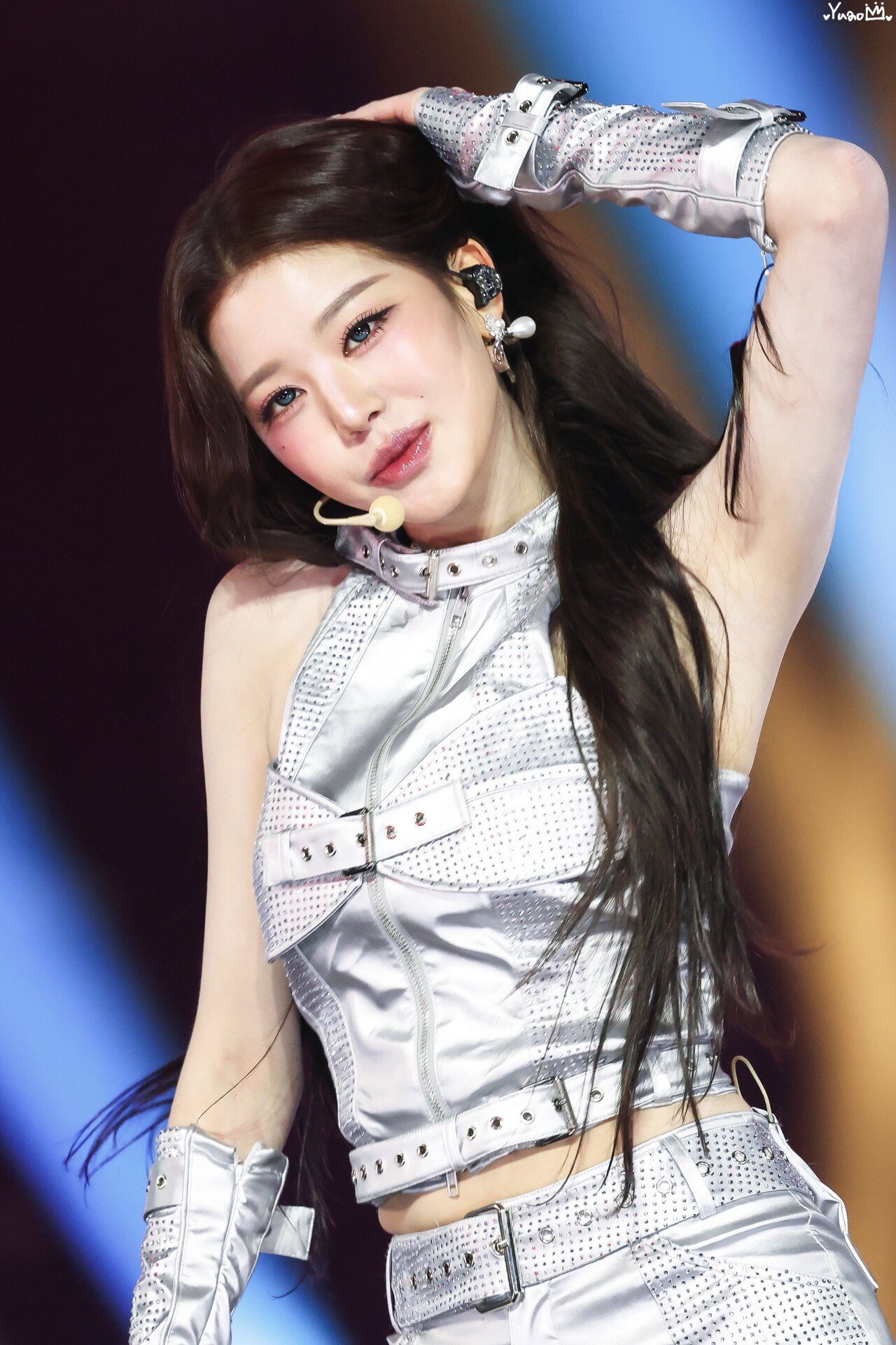 42.jpg KGMA 아이브 장원영 고화질짤