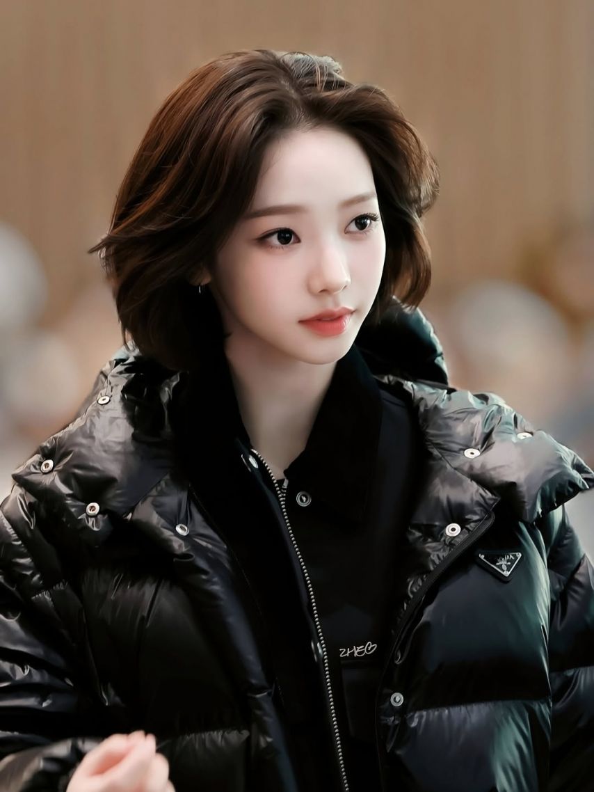 1930735395_jrfowxbz_XsJlKWkZBCegYcOT.jpg 프라다 에스파 카리나