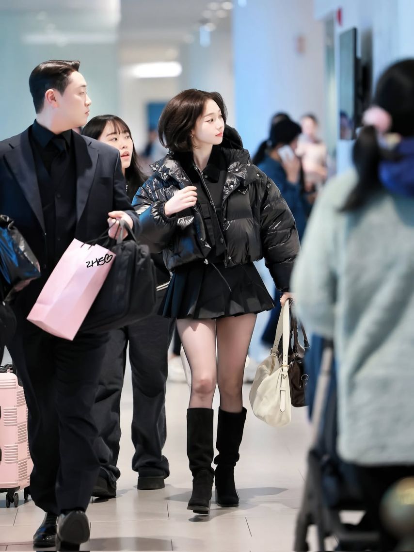 1930735395_Dys2o5We_NcMxkiUbqCRglfXF.jpg 프라다 에스파 카리나