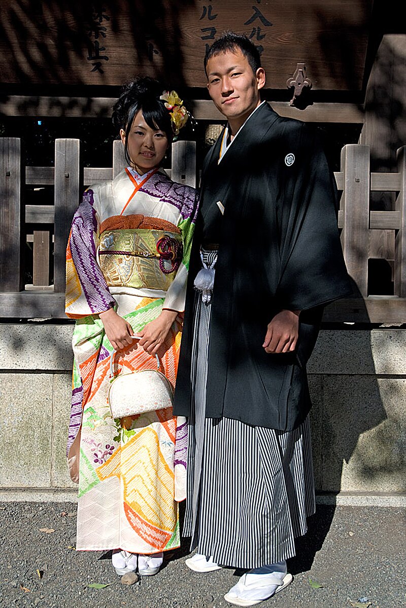 일본 기모노는 원래 중국의 것이다. 오늘부터 중국옷으로 홍보할 것