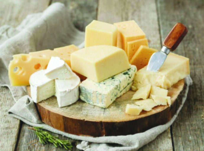 입맛 사로잡는 다양한 치즈