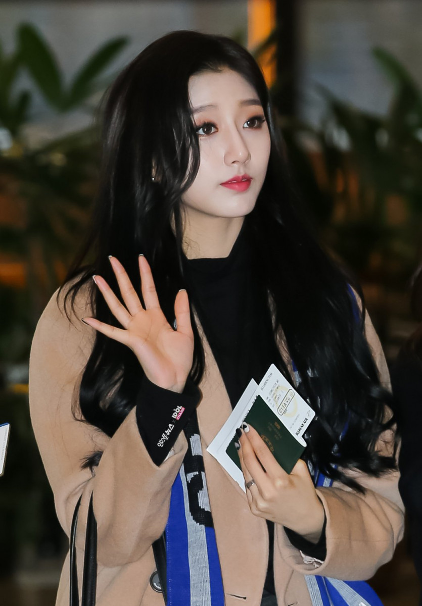    러블리즈 출국 고란 정예인 기사사진