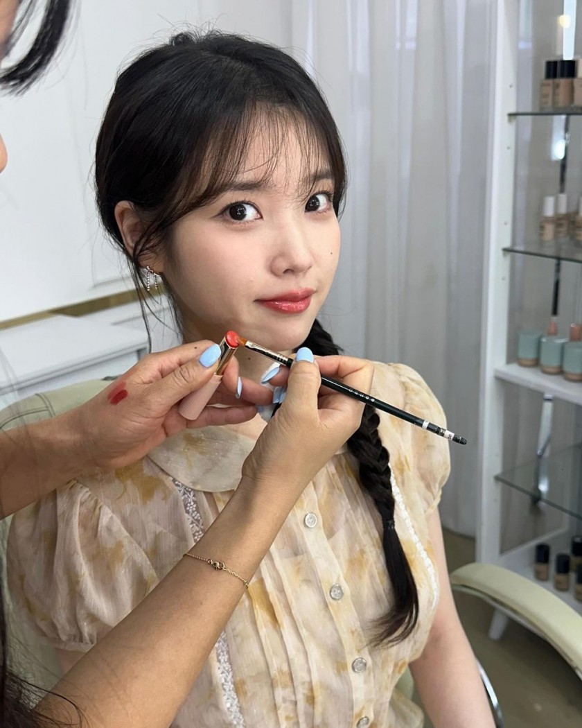 아이유 셀카 인스타그램