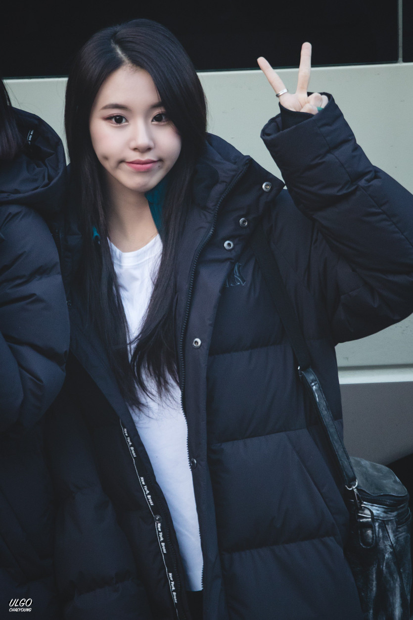    180115 아육대 출근 채영 by 울고보채영