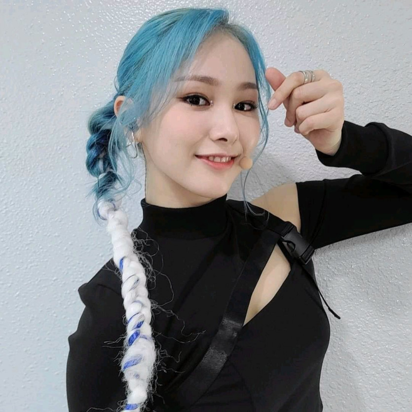    EVERGLOW 미아