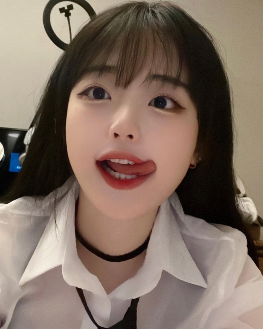 QWER 고양이 히나 (feat. 냥뇽녕냥)