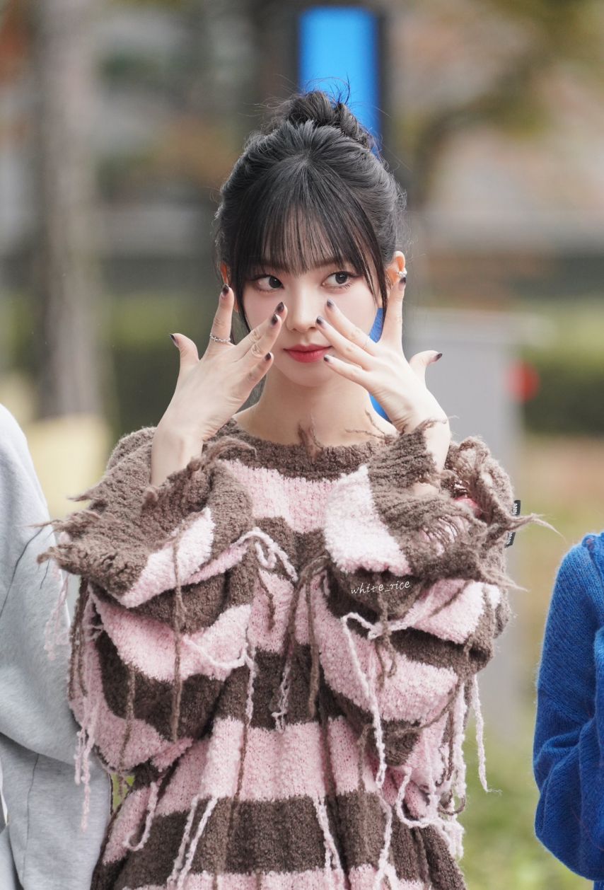 거적때기 미모로 커버하는 에스파 카리나