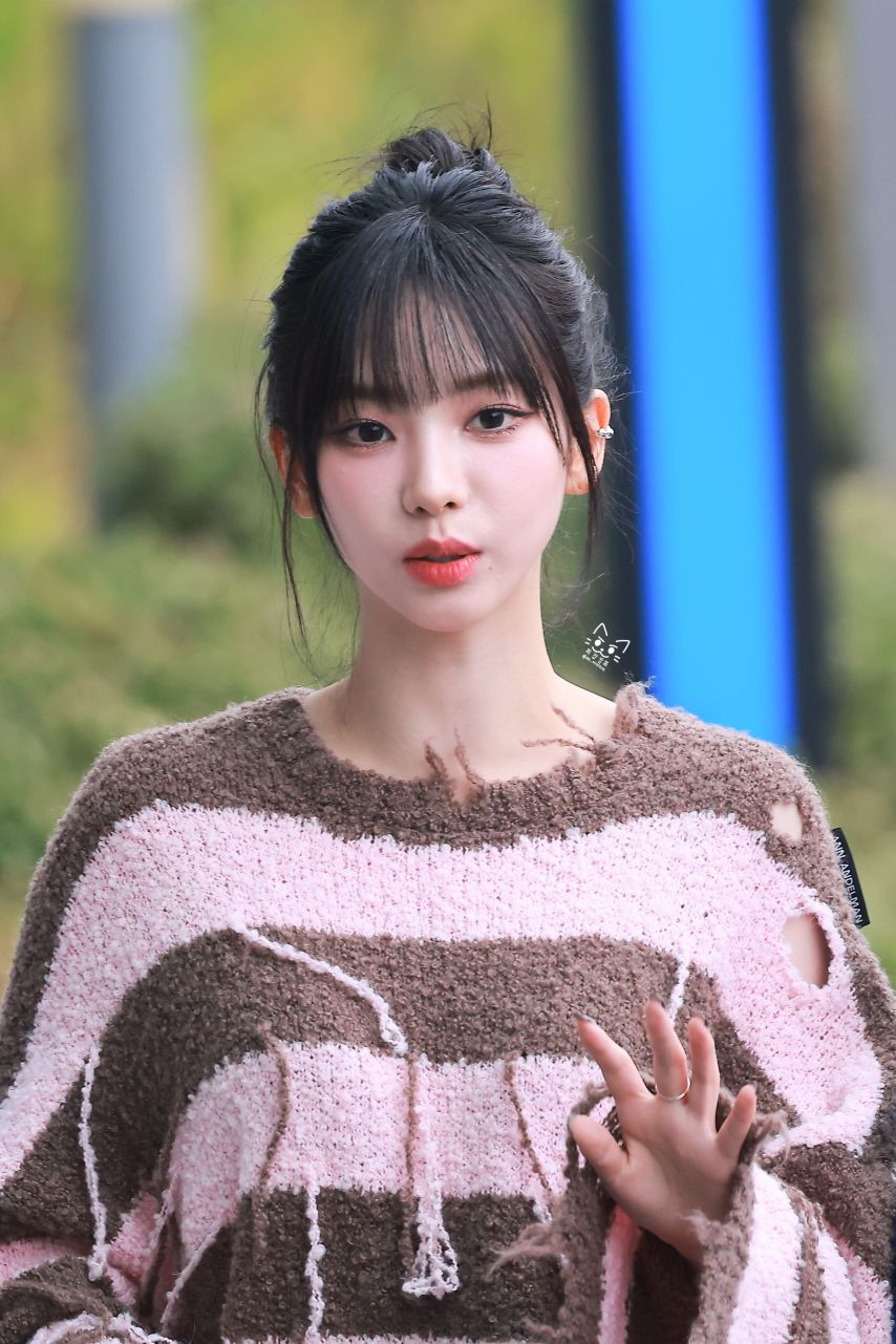 거적때기 미모로 커버하는 에스파 카리나