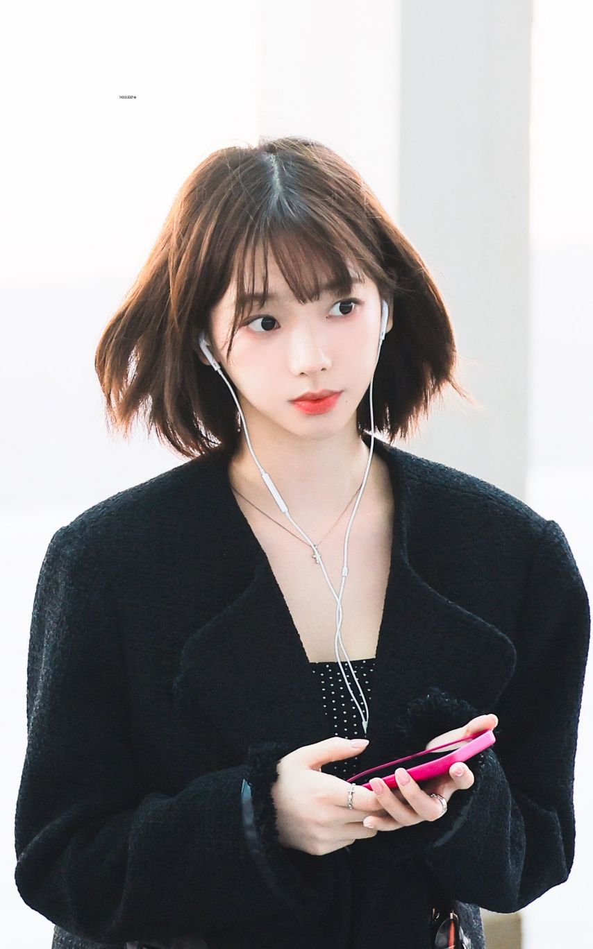 최근 에스파 카리나 공항 실물 직찍 미모