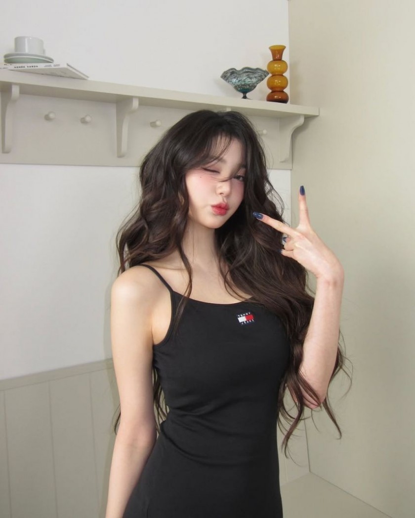 살 올라 섹시해진 동탄미시룩 입은 장원영 (아이브)