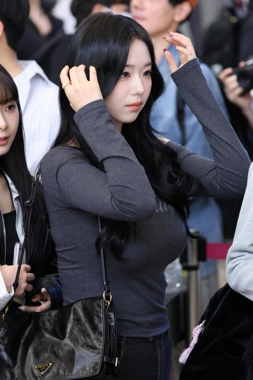 트리플에스 김채연 공항 포토