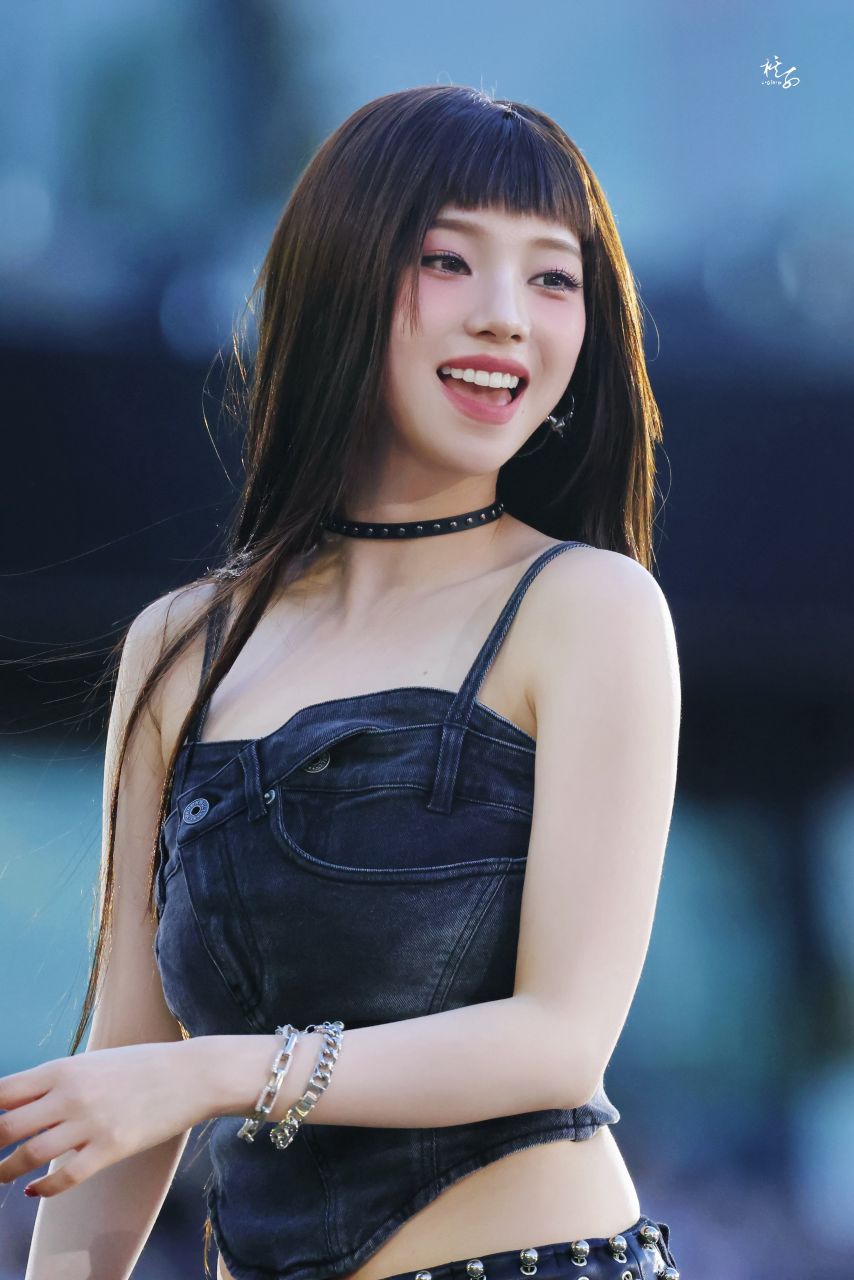 250511 SM TOWN 콘서트 LA 에스파 카리나