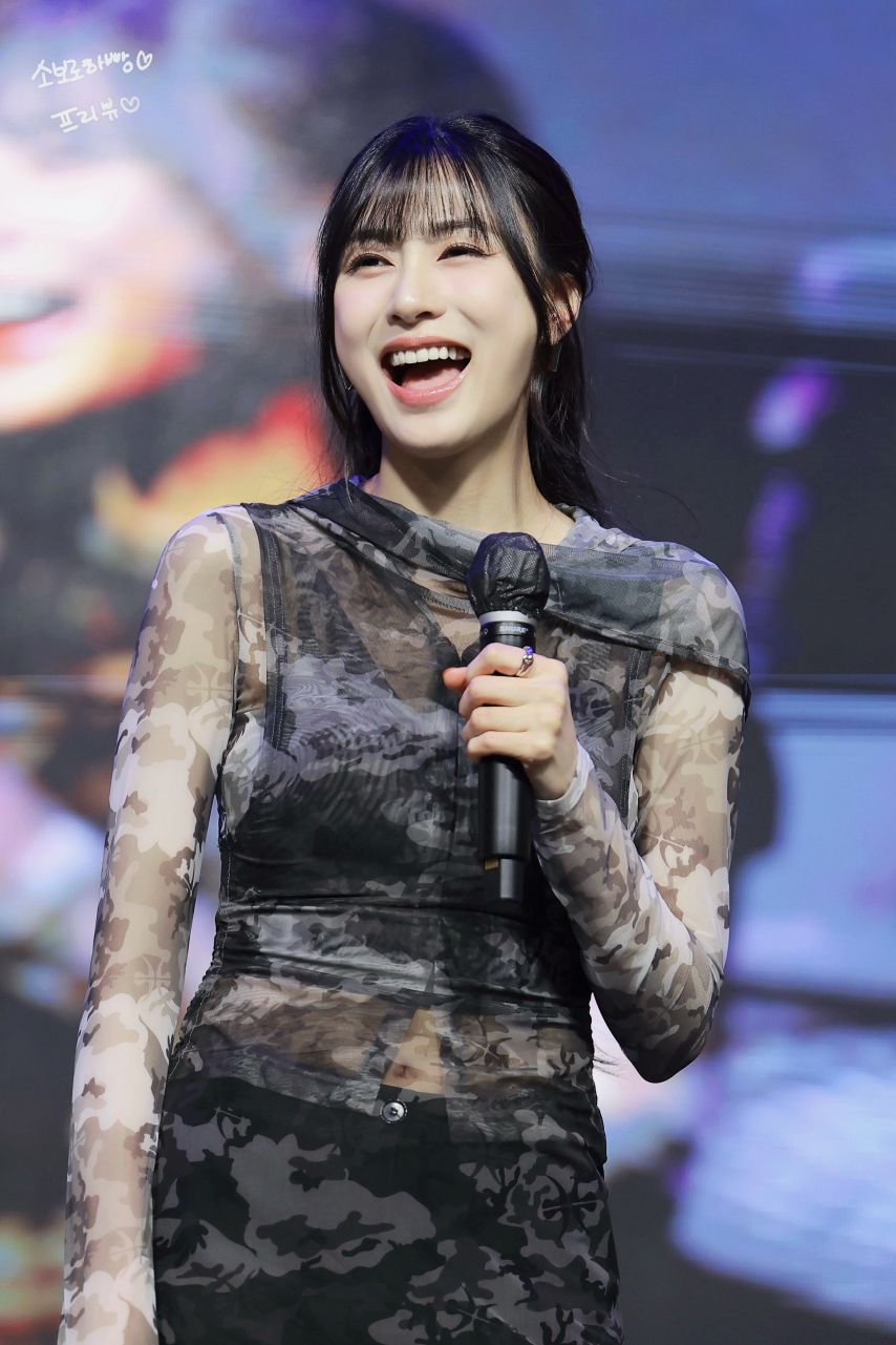 에이핑크 오하영 무대앞 팬서비스