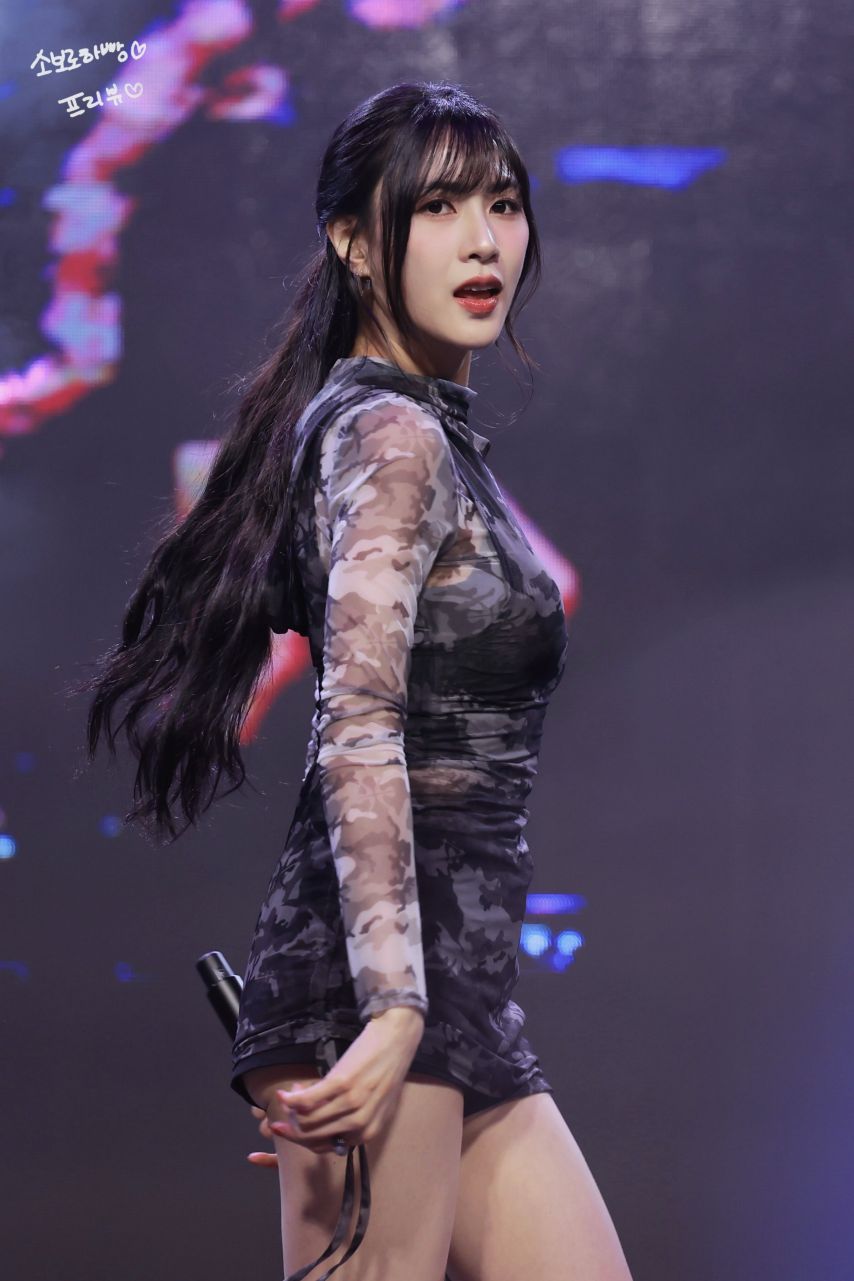 에이핑크 오하영 무대앞 팬서비스